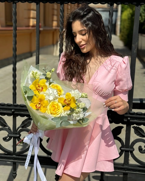 Авторский букет цветов №118