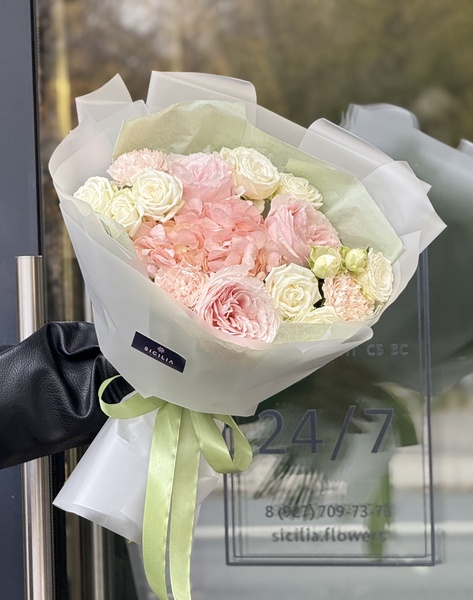 Авторский букет цветов №192