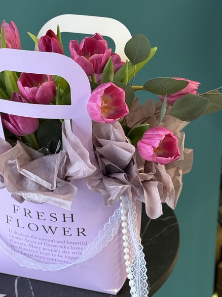 Моно-композиция из тюльпанов №265