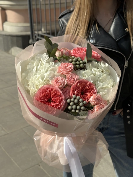 Авторский букет цветов №108