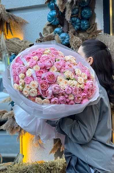 Монобукет из кустовых роз №201