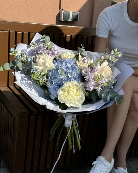 Авторский букет цветов №131