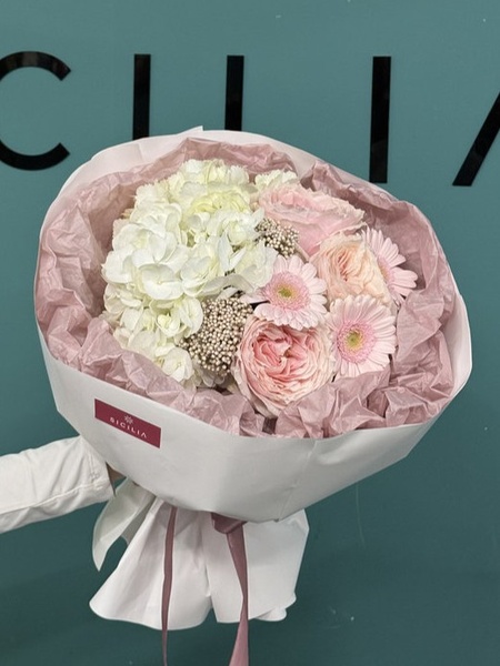 Авторский букет цветов №236