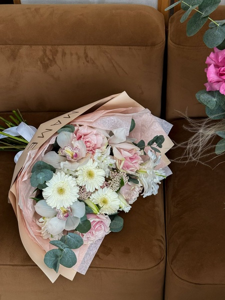 Авторский букет цветов №216