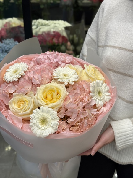 Авторский букет цветов №228