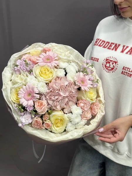 Авторский букет цветов №8