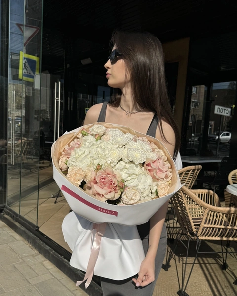 Авторский букет цветов №110